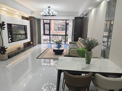 咸宁荣华园3室2厅123平低楼层/共12层