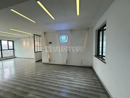 北京荣和东盟国际3室2厅110平高楼层/共29层