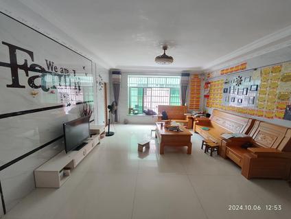 茂名金桂园3室2厅142.02平高楼层/共7层