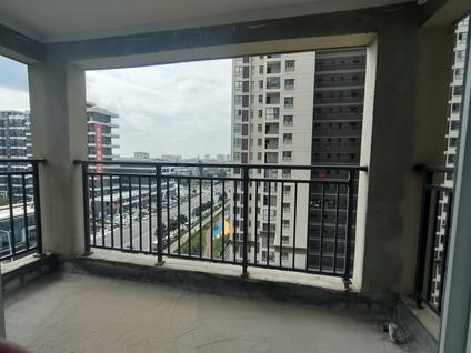 南阳秦晋花苑(B区)3室2厅116平中楼层/共27层