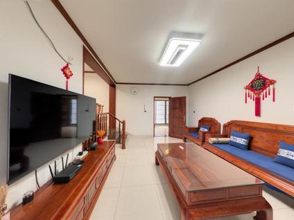 北京华南名宇3室2厅111.1平高楼层/共11层