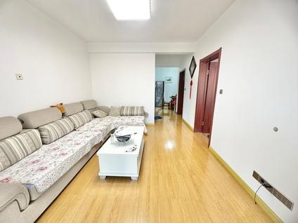 北京冠城大通蓝郡(一期)2室2厅75.68平中楼层/共18层