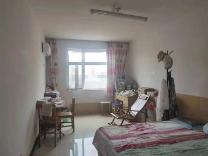 沧州联通小区3室2厅110平高楼层/共4层