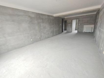 北京金座豪庭4室2厅185平高楼层/共33层