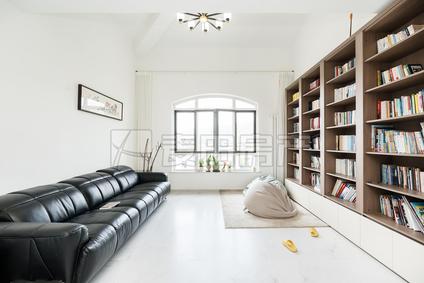 北京保利西山林语4室2厅155.6平高楼层/共9层