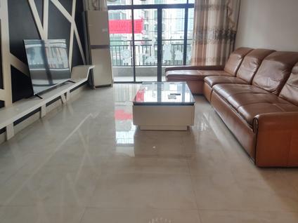 北京翠湖湾3室2厅114平低楼层/共15层