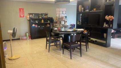 北京联合广场4室2厅169平低楼层/共31层