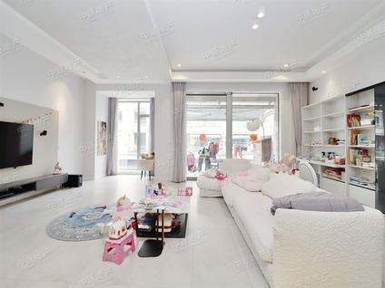 北京世茂湖滨花园(别墅)3室2厅292.34平低楼层/共4层