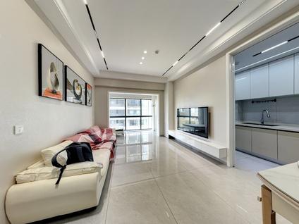 北京蓝润泷门1室1厅61平中楼层/共21层