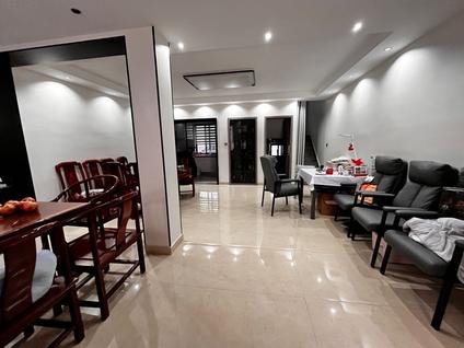 北京东岘新村4室3厅137.56平低楼层/共4层