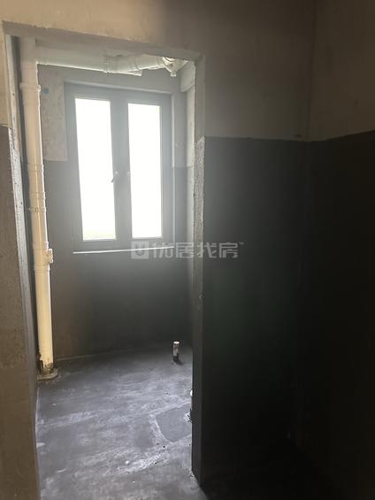 湖州华锦锦云里3室2厅117平低楼层/共11层