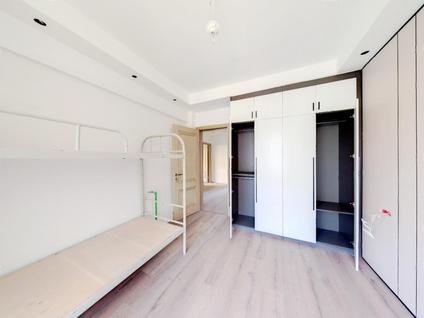 北京澳海澜庭6室2厅238.02平低楼层/共3层