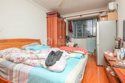 上海陈家门小区2室1厅53.73平低楼层/共6层