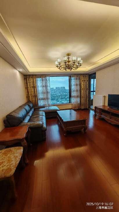 北京金地格林世界(格林公馆)4室2厅137.86平高楼层/共18层