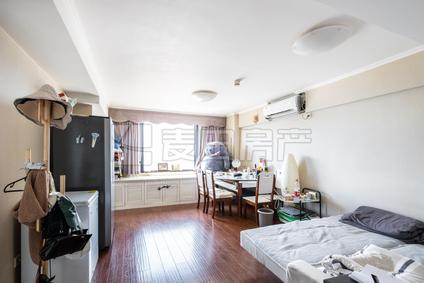 北京新世界太华公寓1室1厅102平高楼层/共19层