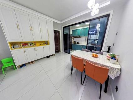 北京中梁首府4室2厅130平中楼层/共23层