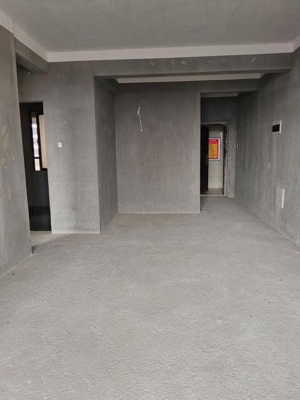 北京盛世皇庭2室2厅86平中楼层/共29层