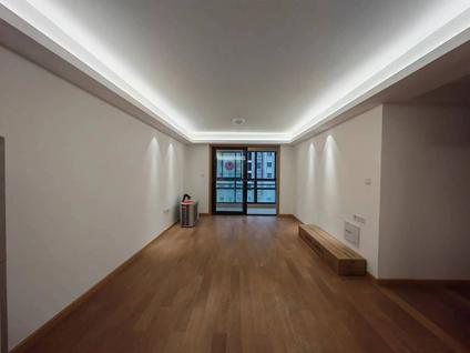 北京中海金玺(二期)3室2厅126平低楼层/共22层