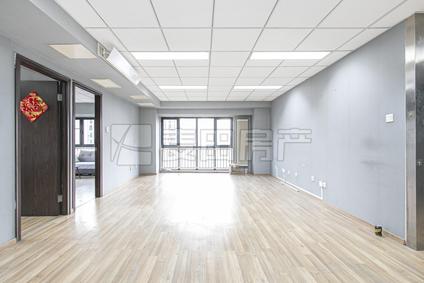 北京欧陆经典(凯旋城)3室1厅140平高楼层/共18层