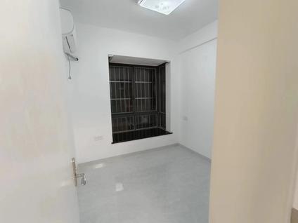 海口南江花园2室2厅58.63平高楼层/共18层