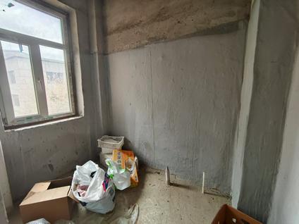 北京新兴家园2室2厅82平低楼层/共11层