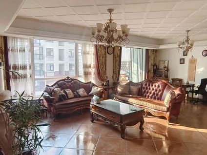 北京凤凰太阳城3室2厅137.5平低楼层/共6层