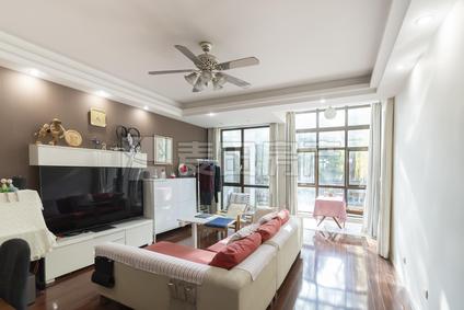 北京天翠园4室2厅208平低楼层/共3层