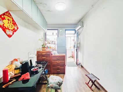 北京山大老校二宿舍2室1厅58平高楼层/共6层