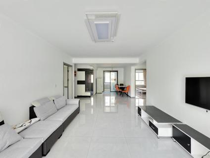 北京金尚名著3室2厅124.79平低楼层/共11层