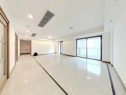 北京龙湖春江彼岸4室2厅175.99平中楼层/共57层