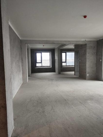 北京玉环新城吾悦广场4室2厅167.4平低楼层/共30层