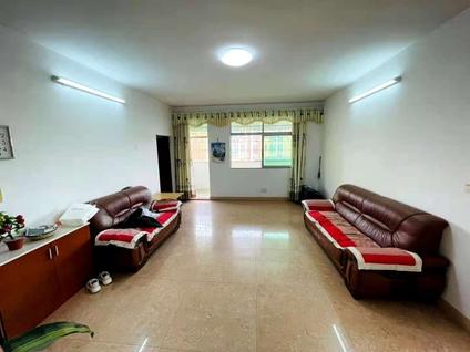 江门龙安新村3室2厅121平高楼层/共8层