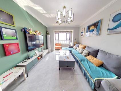 北京中梁首府3室2厅120平高楼层/共28层