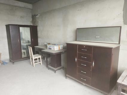 北京汇金广场1室1厅43平高楼层/共12层