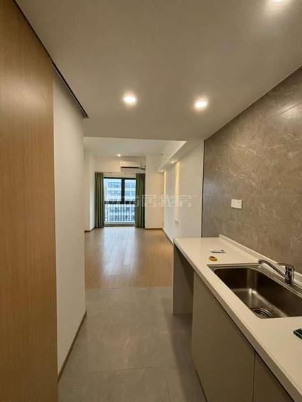 北京置地公馆1室1厅40平高楼层/共32层