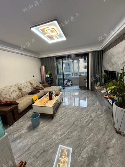 北京颜山国际3室2厅123.41平低楼层/共17层