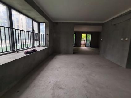 北京绿地观堂4室2厅156.1平低楼层/共17层