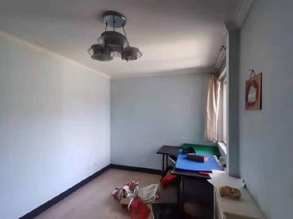 北京南平东里3室1厅105平中楼层/共6层