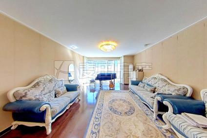 北京UHN国际村3室2厅167平低楼层/共32层