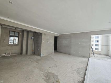 北京珑翠园3室2厅138平中楼层/共26层