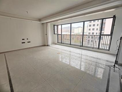 西宁万科时代都会4室2厅179平低楼层/共30层