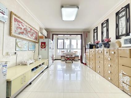 北京贻成豪庭1室1厅76平高楼层/共18层