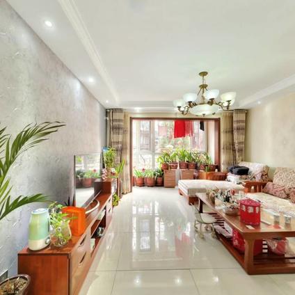 北京民生兴庆府大院(东区)3室2厅136平低楼层/共7层