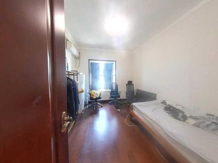 北京赣铁九龙府4室2厅168平中楼层/共12层