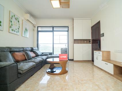 江门骏景湾品峰3室2厅86平中楼层/共32层