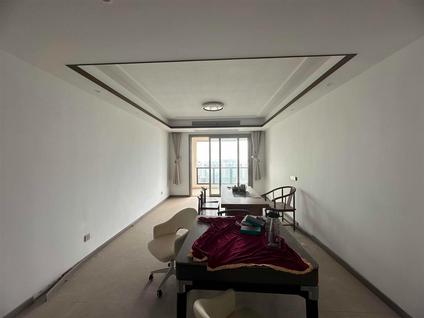 北京淮安院子3室2厅122平中楼层/共32层