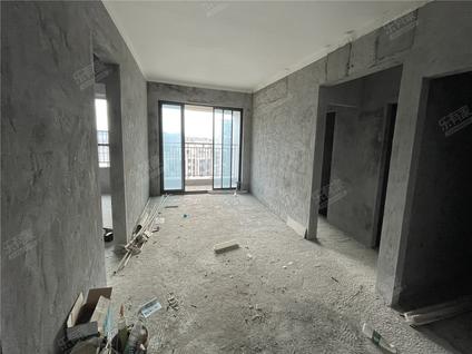 北京名爵华府3室2厅106平高楼层/共23层