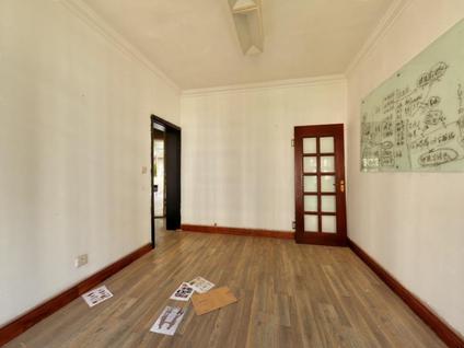 北京鑫苑(别墅)7室3厅215平低楼层/共4层