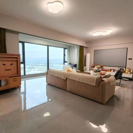 北京时代水岸4室2厅140平高楼层/共31层