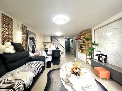 北京爱华龙都2室1厅35.76平低楼层/共27层